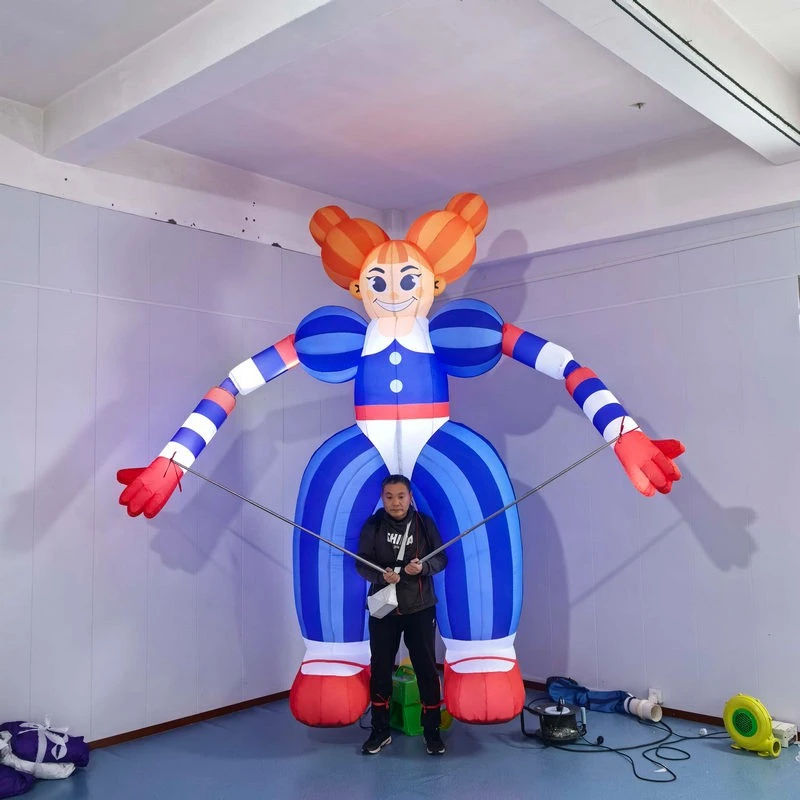 Inflatable Clown Man Carrying Parade Puppet2